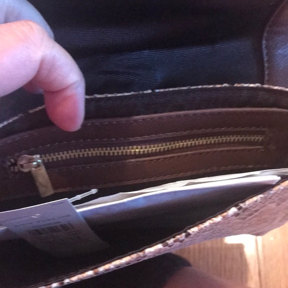 Ann Taylor clutch NWT - Picture 3 of 4